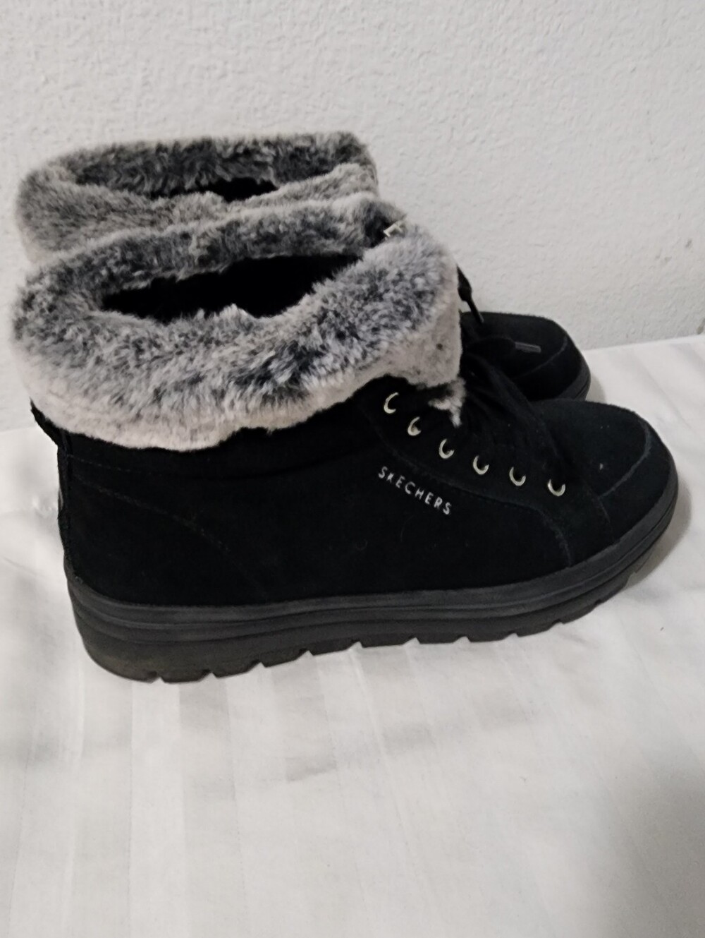 Skechers Black Suede-Look Ankle Boots with Gray Faux-Fur Collar